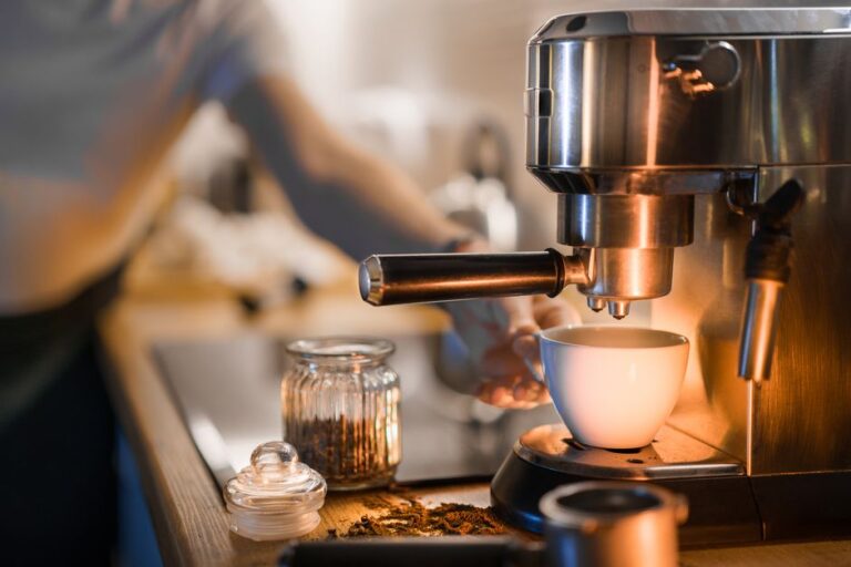 Best One Cup Coffee Makers Worth Buying in 2026